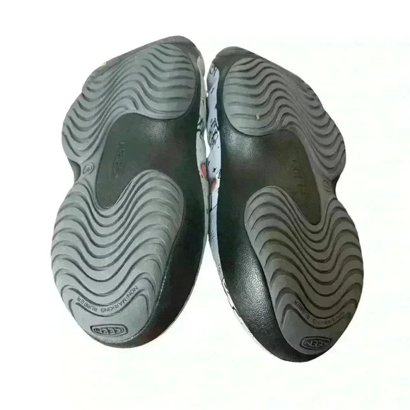 KEEN Men's Yogui Arts Clog US 13 EU 47 EUC light weight GREY graffiti - Picture 9 of 11